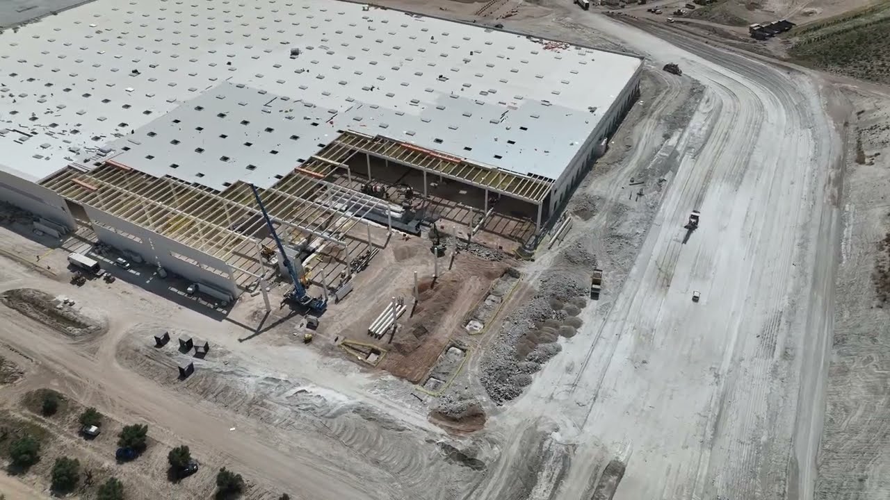 Dron sobrevolando el futuro proyecto de Ontigola. Junio 2025
