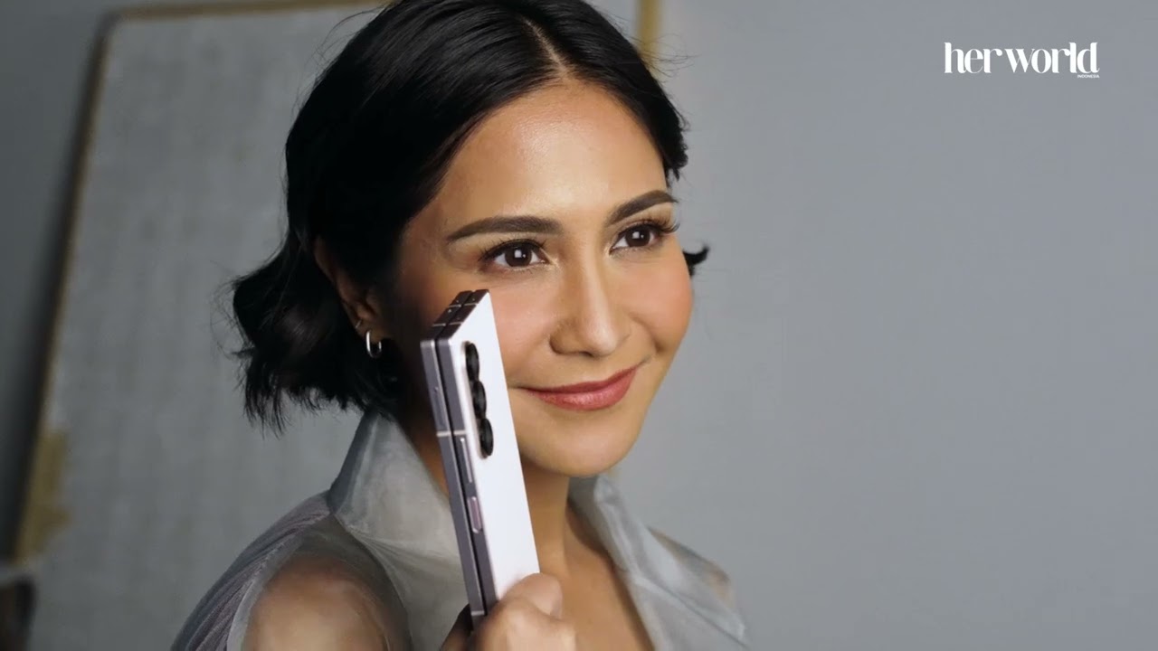 Frenzy Fun Times Caca & Prilly with Samsung Galaxy ZFold6 & Galaxy ZFlip6
