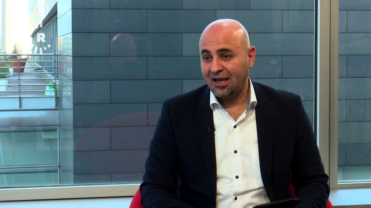 Abdullah Încekan derbarê ziman, nasname û çanda Kurdên li diyaspora zanyariyan dide