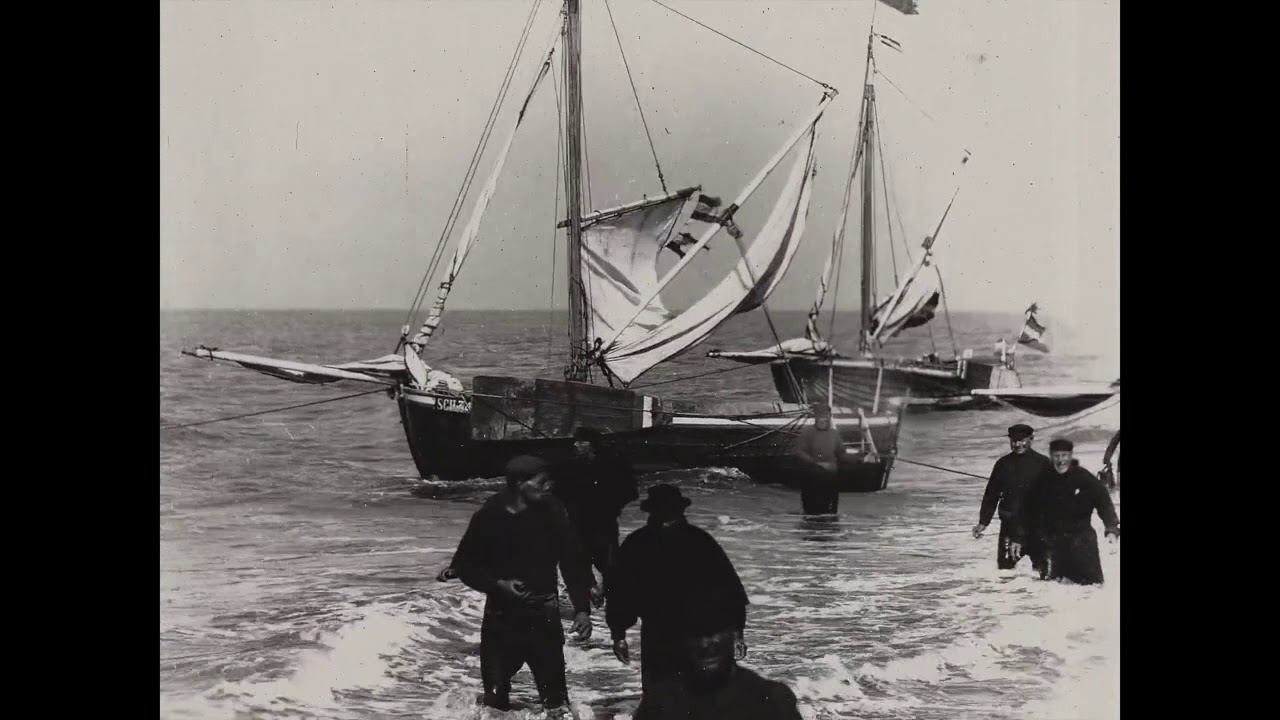 Dutch Fishing Boats (1898) British Mutoscope & Biograph