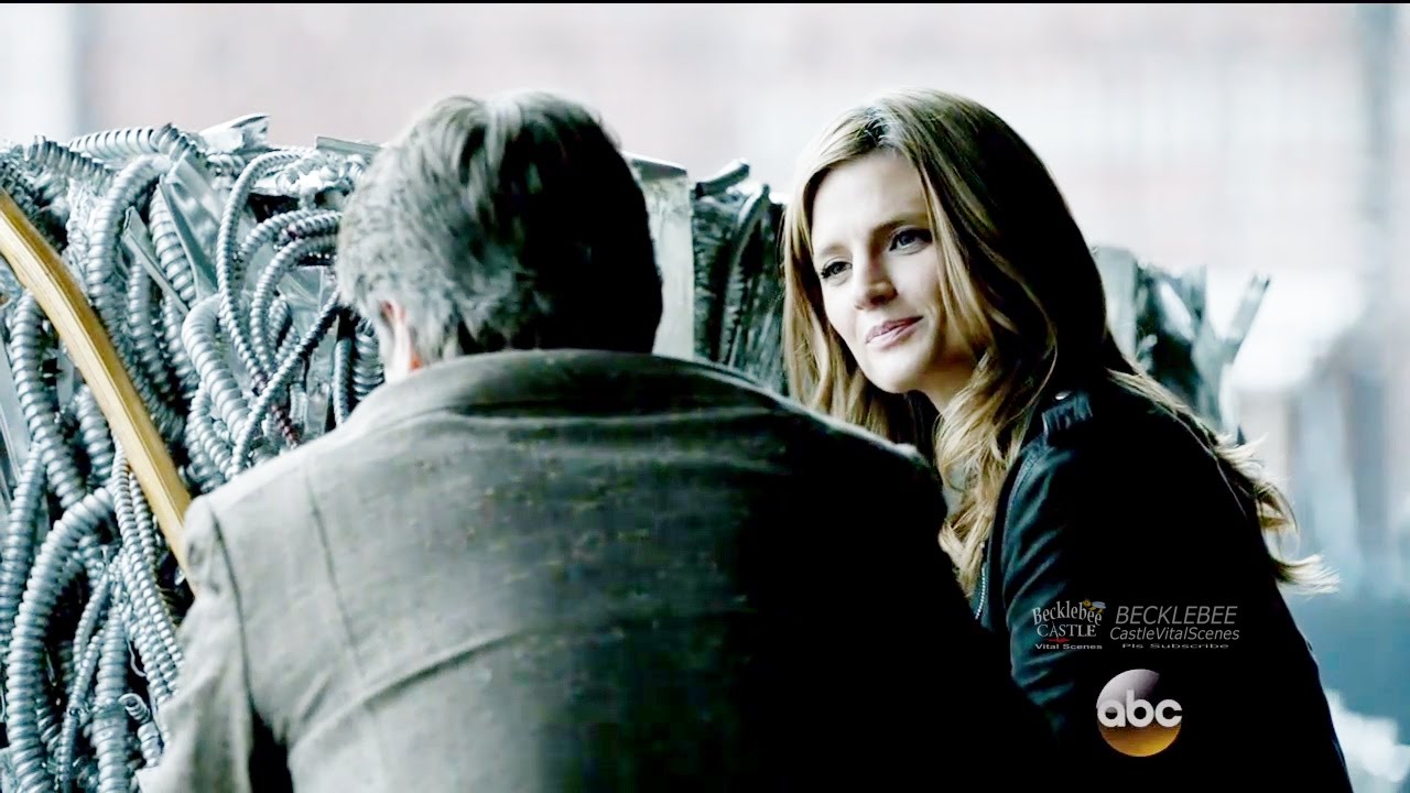 Castle 8x22  Beckett and Castle  Funny Argument About Camera Lens “Crossfire” Series Finale