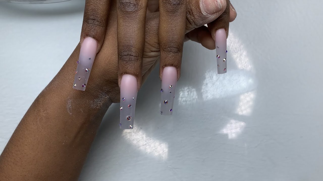 Long Scattered Crystal Ombre Acrylic Nail