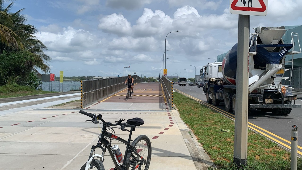 Cycling Singapore 🇸🇬 | Punggol Settlement → Seletar–New Yishun Dam → Buangkok (Insta360 Ride)