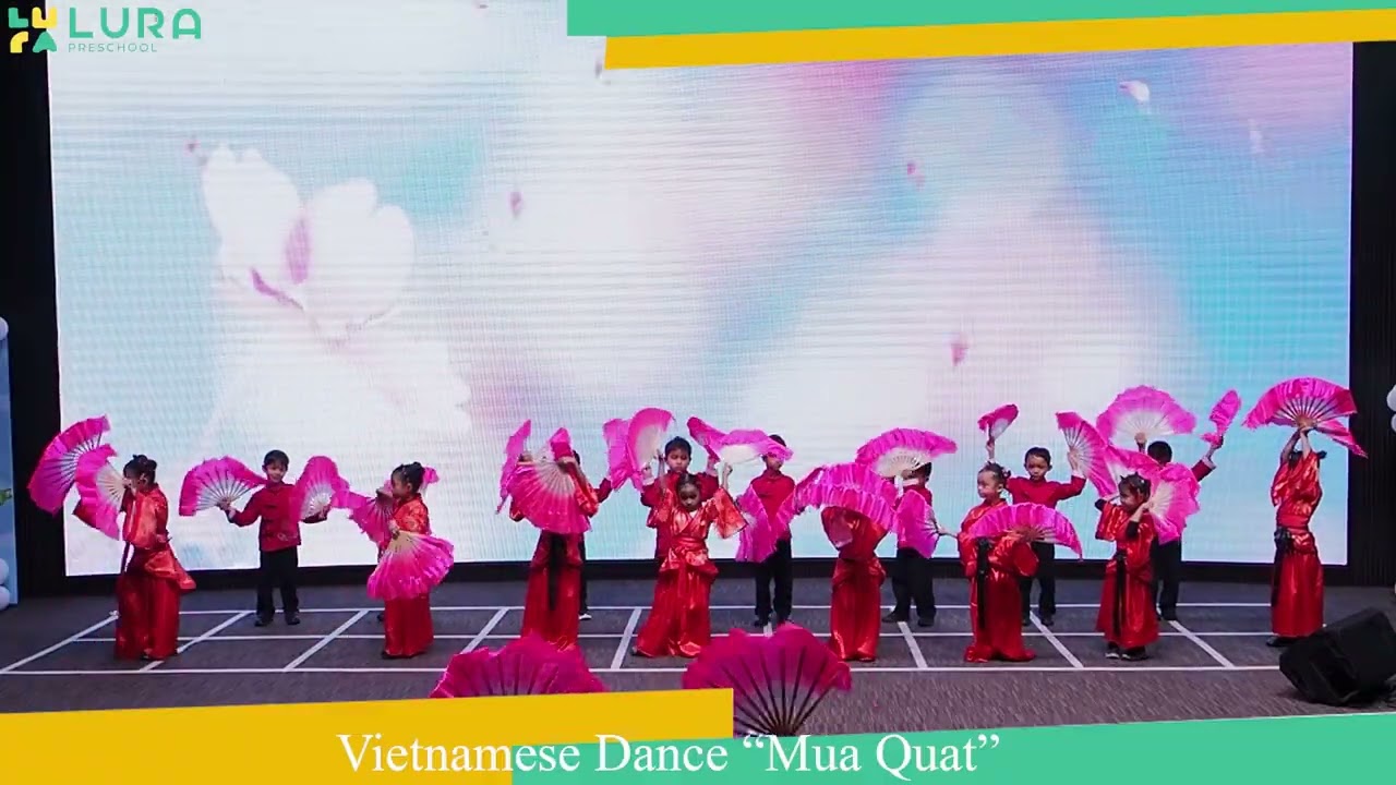 🌺 Vietnamese Dance: “Múa Quạt” (Fan Dance) 🌺