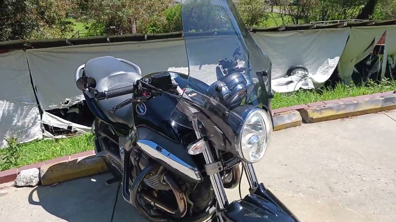 2006 moto Guzzi Breva 1100
