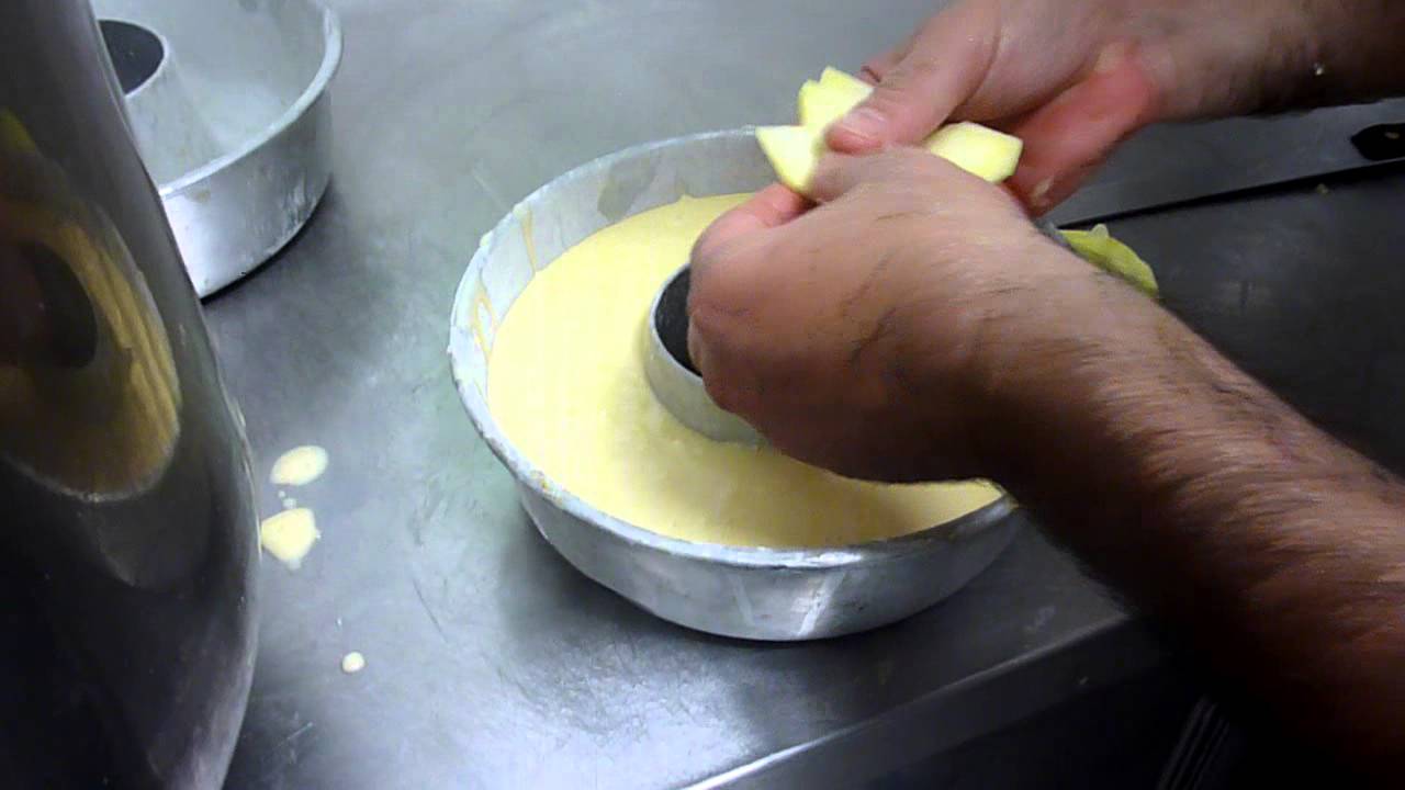 Come Fare i Ciambelloni Alti e Soffici - Ricette Dolci e Cucina - Video Tutorial