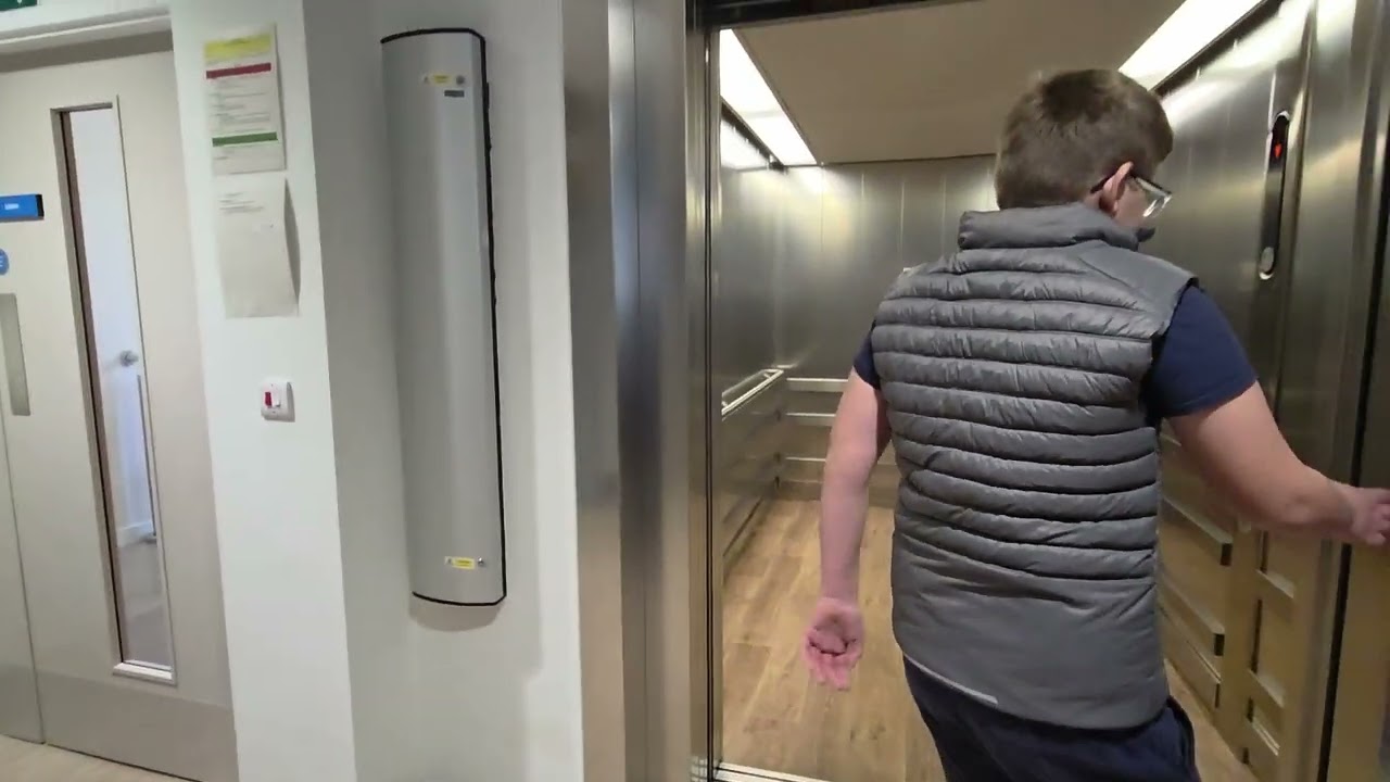 Лифты в городской больнице Ноттингема, полный обзор, Morris Vermaport, Furse, Gimson, United Lift...