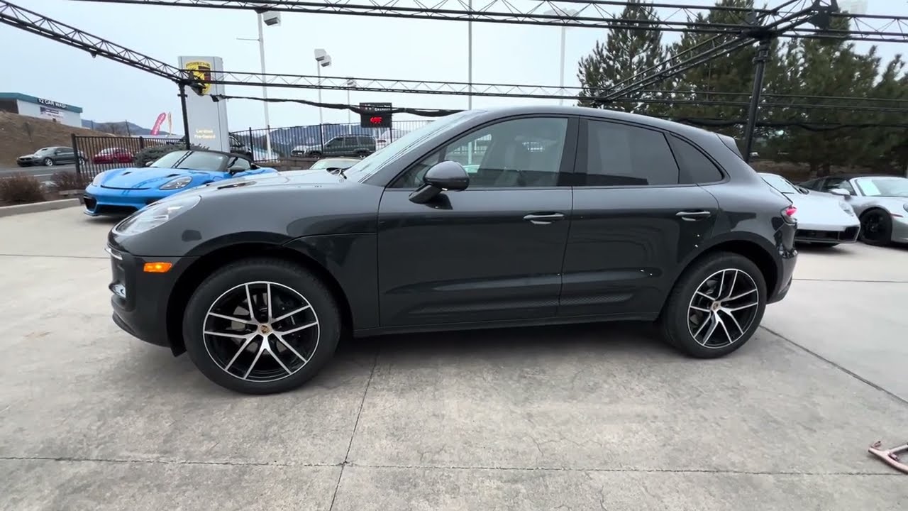2025 Volcano Grey Macan Certified Pre-Owned 719-219-5044
