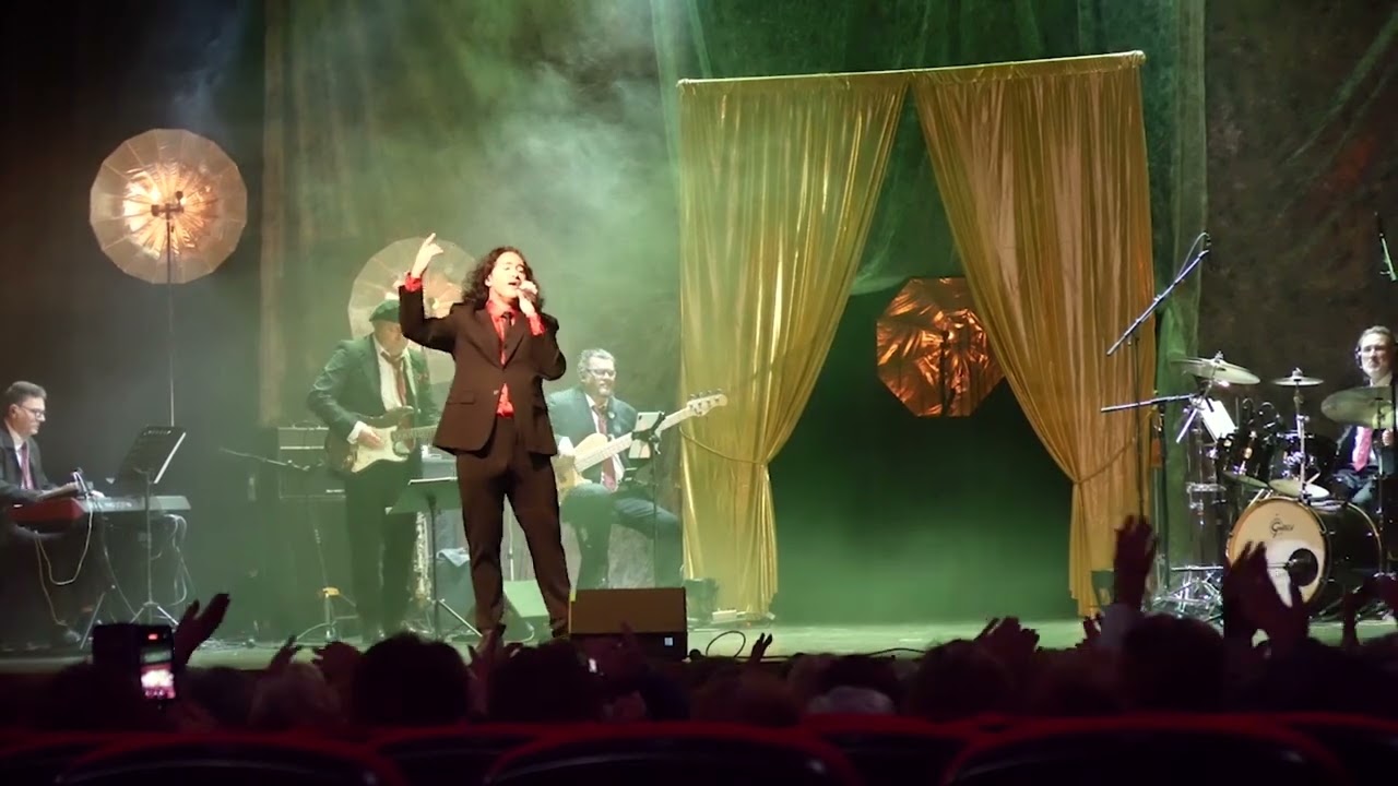 Vivir sin ti - Camilo en concierto (Vídeo promocional)