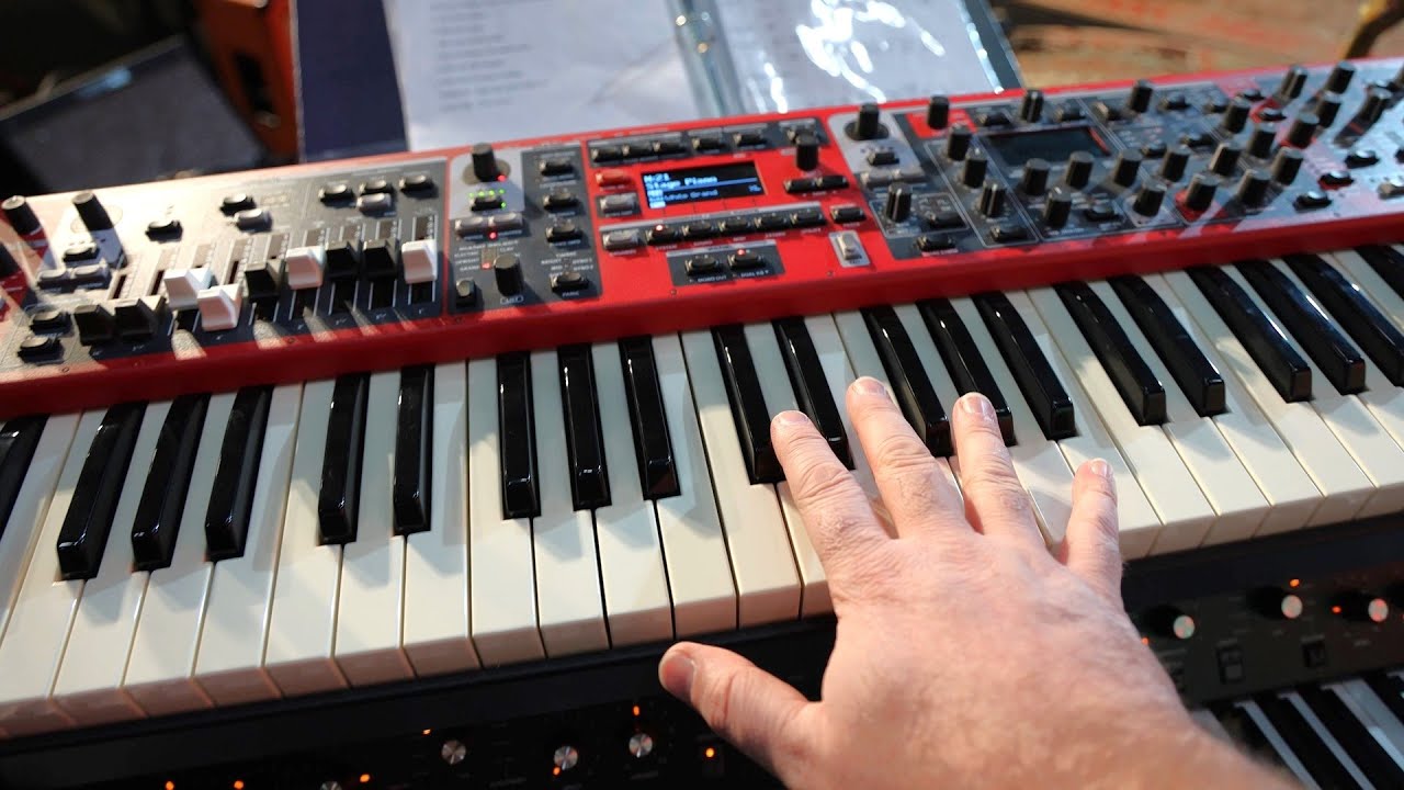 Nord Stage 3 и Korg SV-1 &mdash; концертная установка