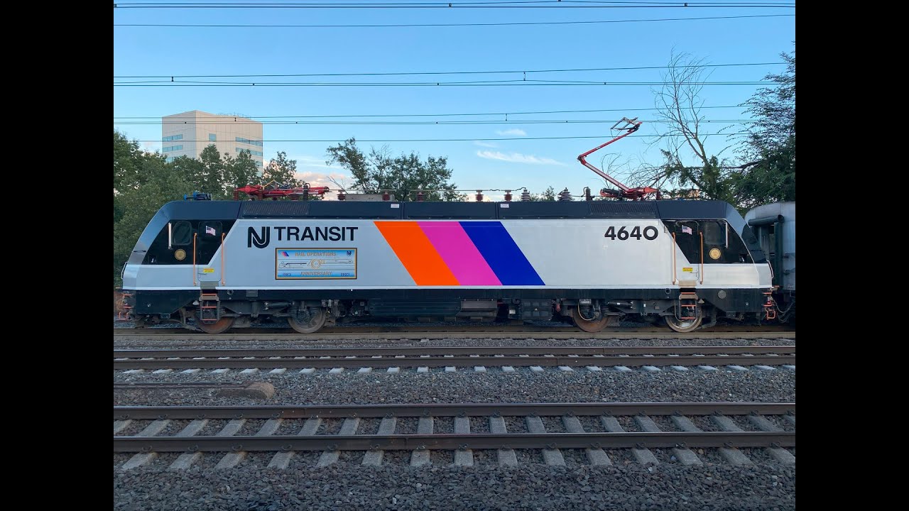 Evening Rush Hour w/ Amtrak & NJ Transit On The Northeast Corridor @ New Brunswick (9/13/23)