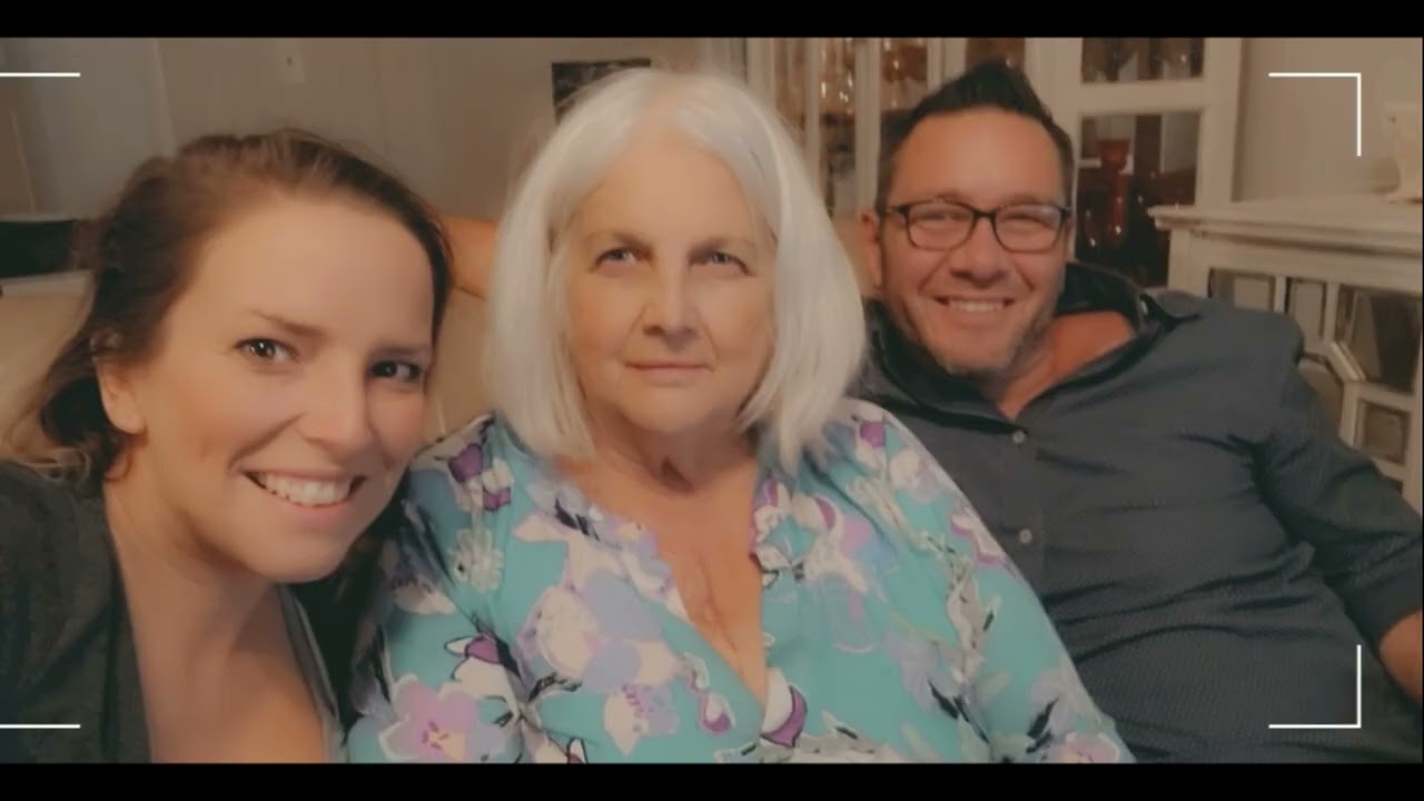 mom2