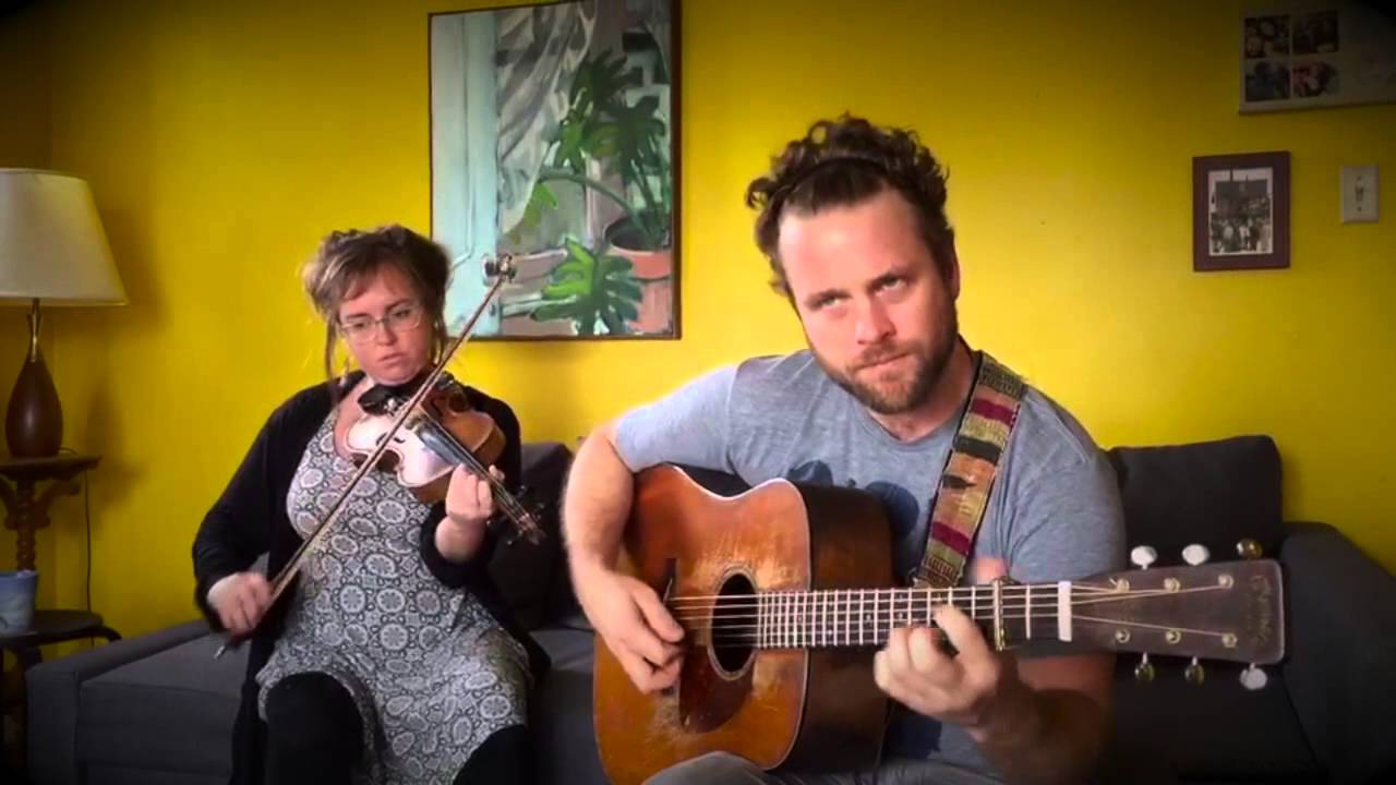 Jon Stickley & Lyndsay Pruett play 