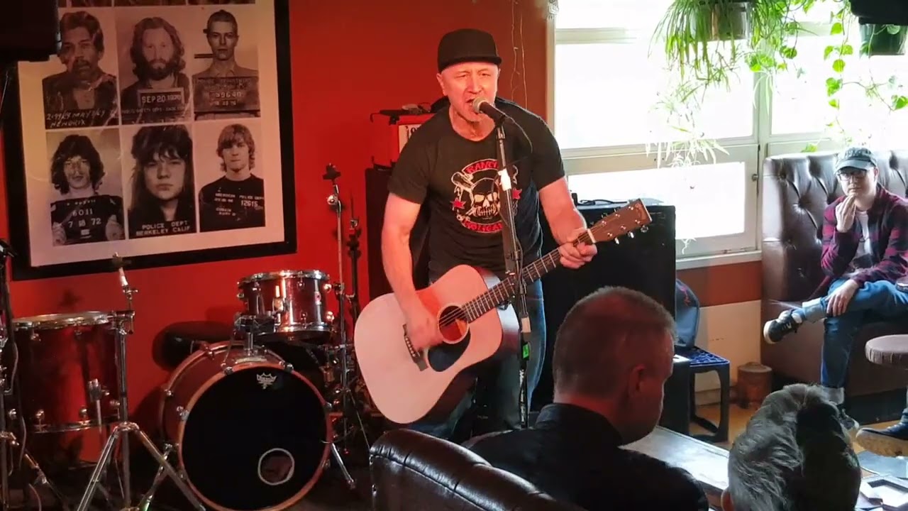 Erkko Salonen: Tehkää mulle lobotomia