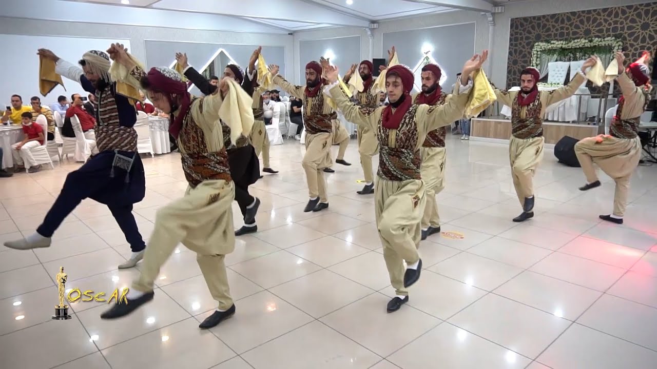 موال ولوحة عربية  الفنان أحمد سالم تصوير مركز أوسكار