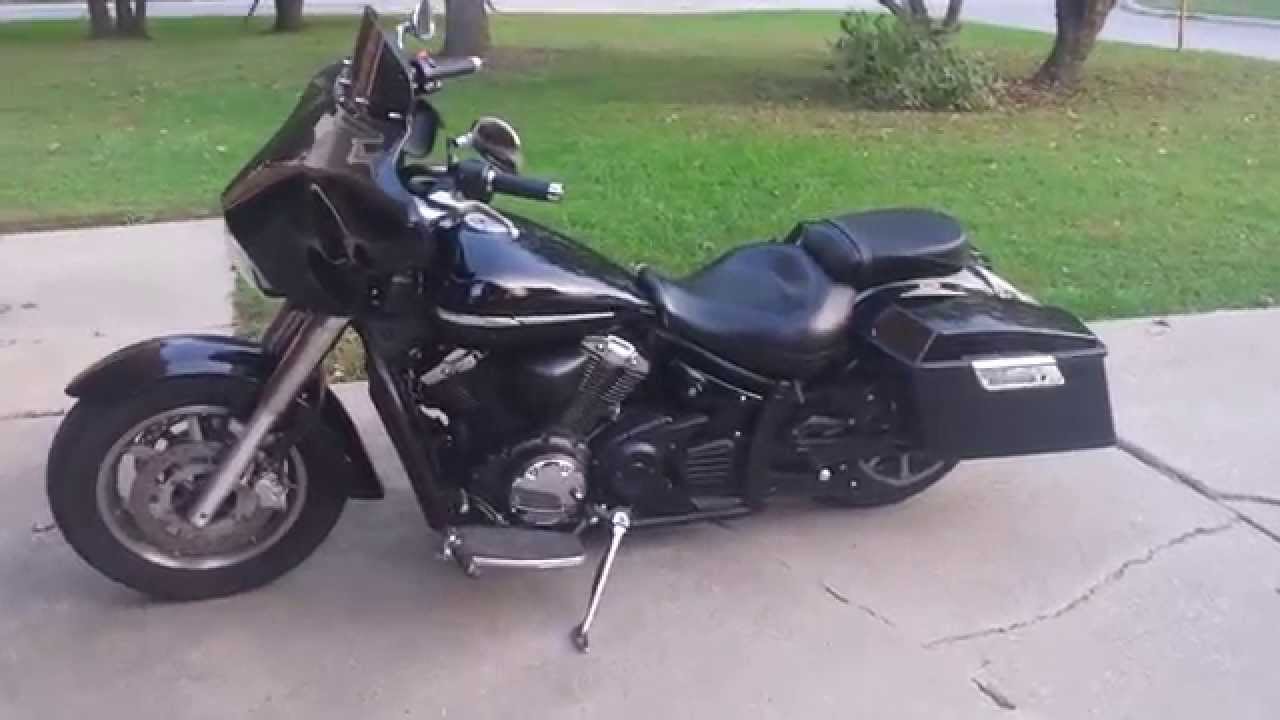 Harley Davidson Hard Sidebags on VStar 1300