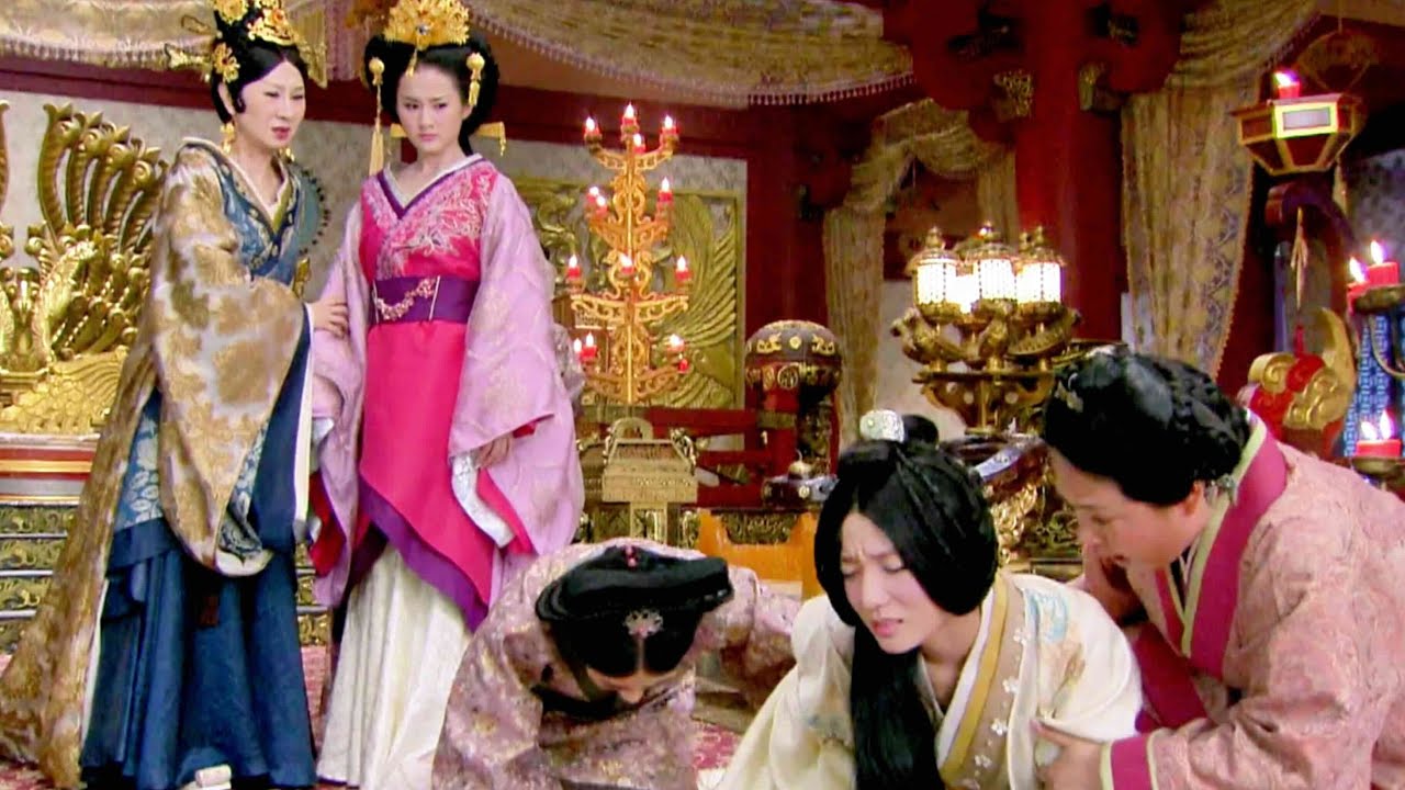 灰姑娘為保弟弟以死相逼，皇后被惹急直接推倒，見她流血瞬間慌了神！🔥#Chinese Dramas | #王珞丹 #中國電視劇