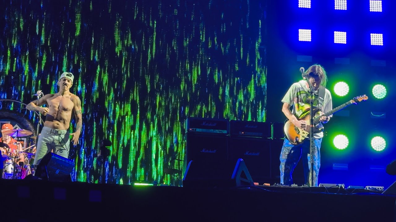 Red Hot Chili Peppers - 