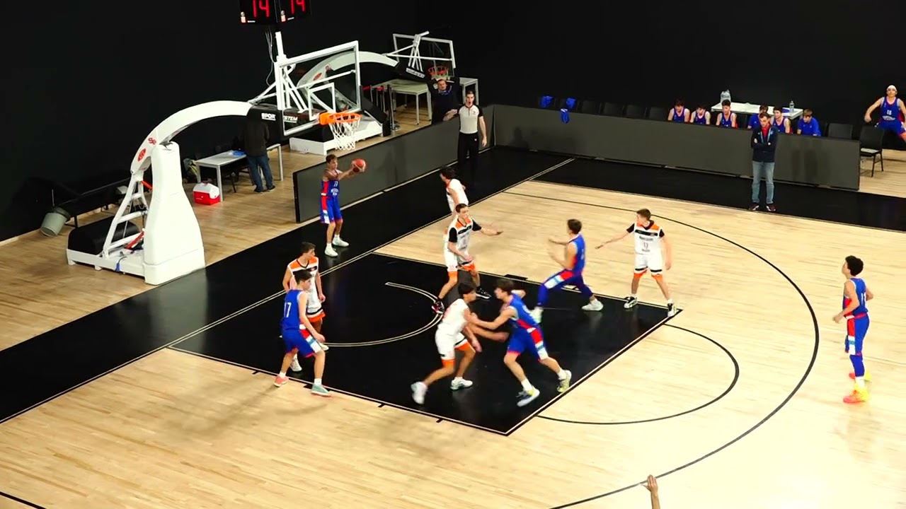 ANADOLU EFES B -BAHÇEŞEHİR İHTİSAS TBF U14 1.P