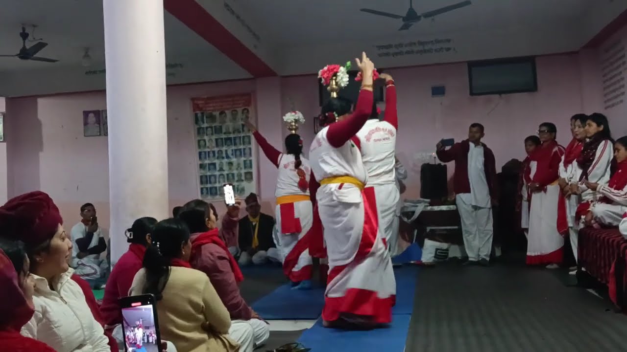 संगिनी नृत्य महिला दीदीव्हीनिहरू तथा साथी सांगिहरू समूहमा भेला भयर नाचीने परम्परागत लोक नृत्य हो l 