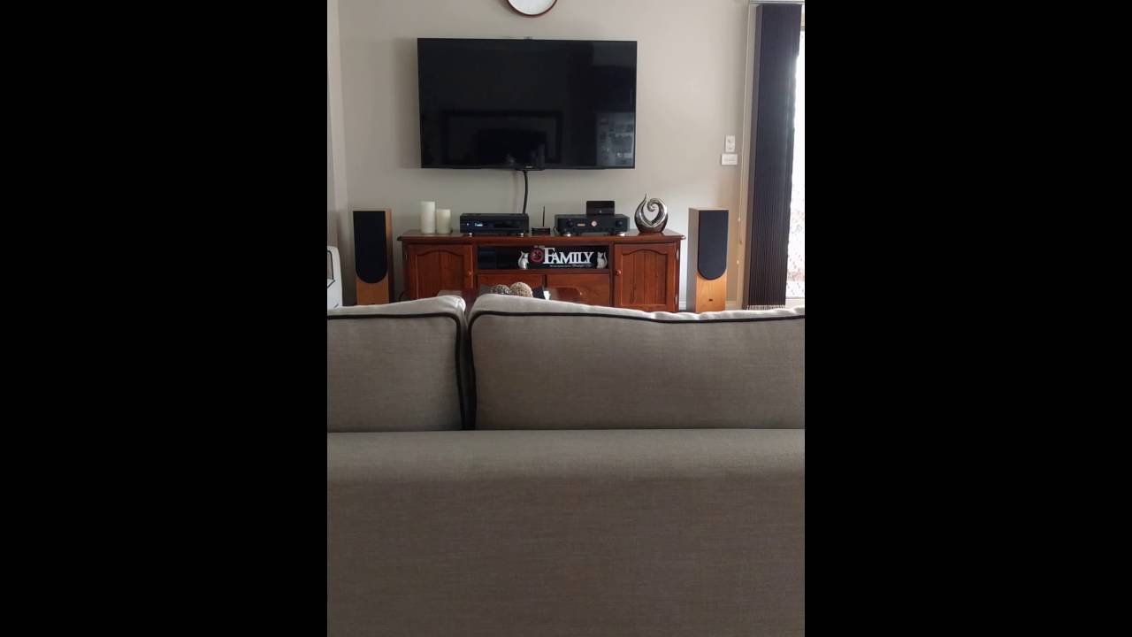 Oppo BDP 105D playing DSD (The Look of Love) with Marantz PM17KI MK2 and AVI Duo