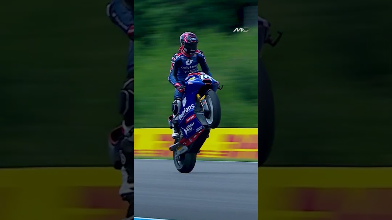 Joe Roberts back to winning ways! | 2025 Czech GP