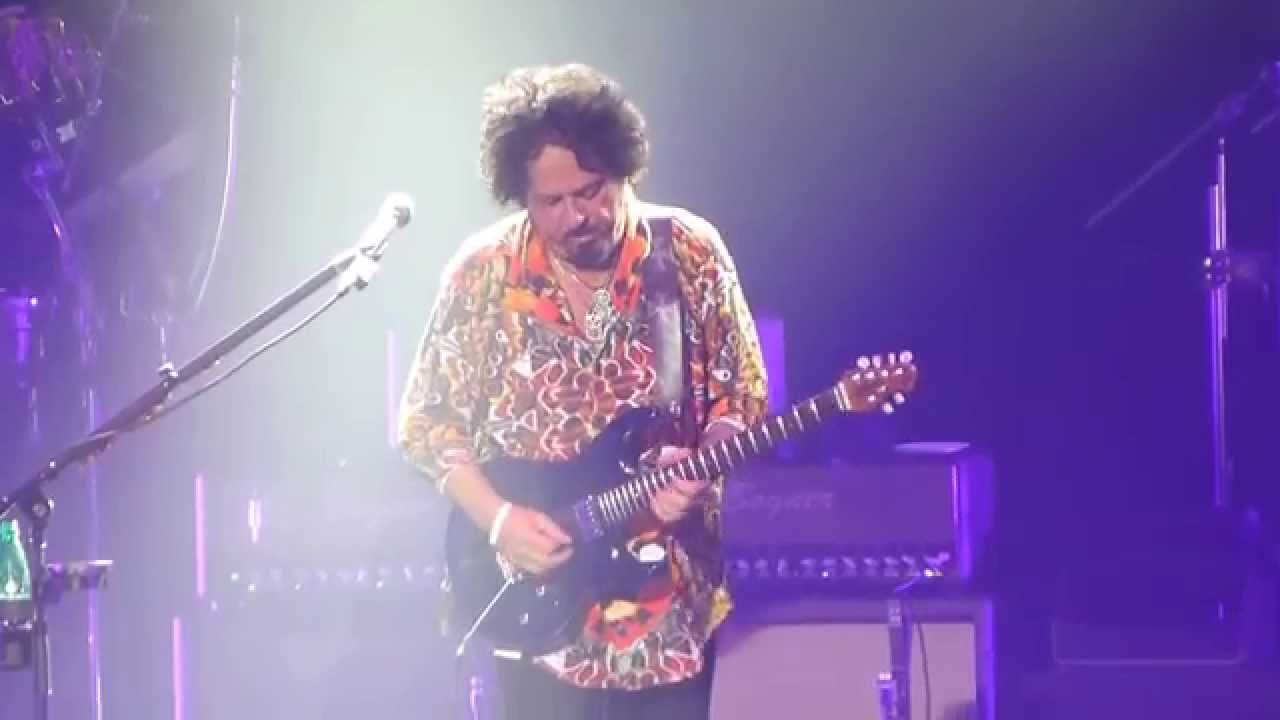 Toto - Glasgow Royal Concert Hall - 21.5.2015 - Little Wing Solo