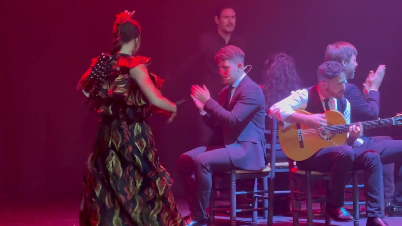 Flamenco in Seville — Pure Passion on Stage