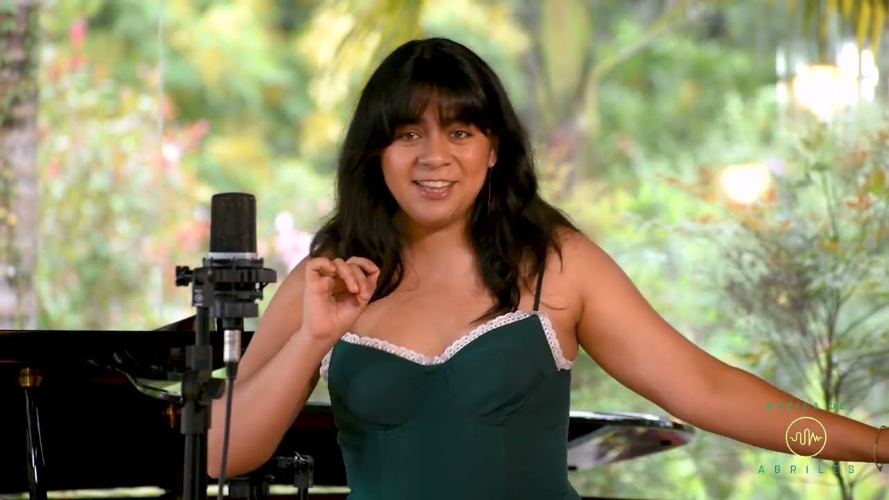 Cuatro madrigales amatorios - Joaquín Rodrigo. Juanita Rivera - Soprano