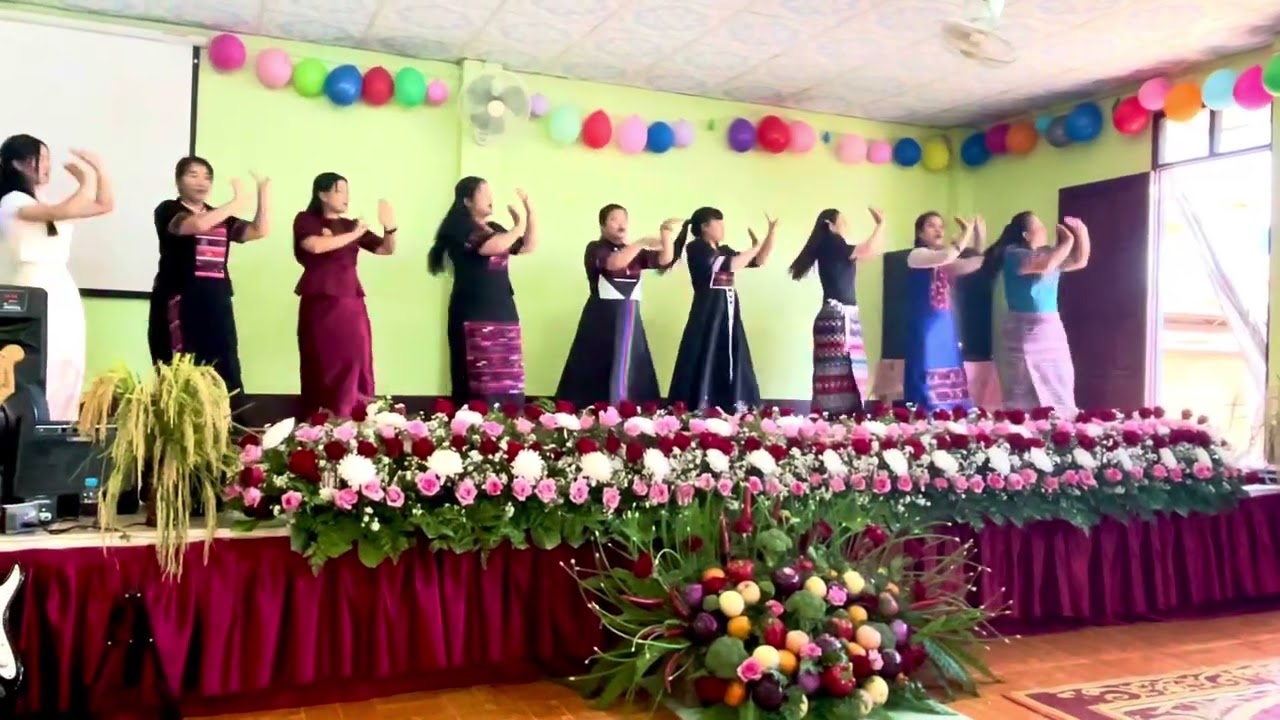 စလီရွာကောက်သစ်စားပွဲ