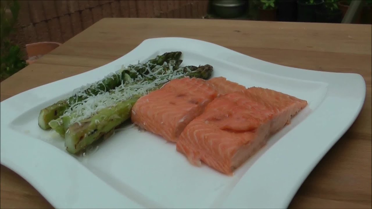 Lachs von der Zedernplanke