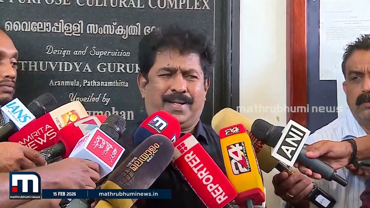 ''ഞാൻ കോൺ​ഗ്രസ് കുടുംബത്തിലെ അം​ഗമാണ്, KSU പാനലിൽ വിജയിച്ച ആർട്സ് ക്ലബ് സെക്രട്ടറിയായിരുന്നു''