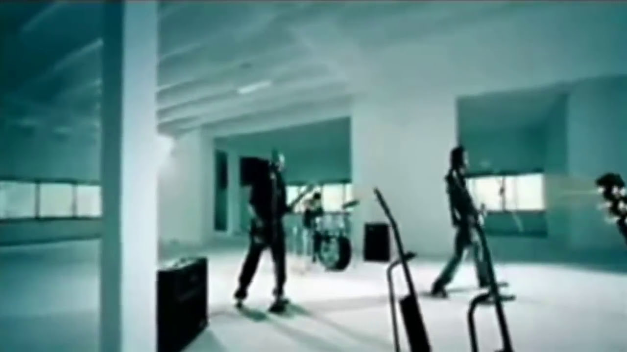 Los Rabanes - Tus Caprichos 2003 (Video Oficial)