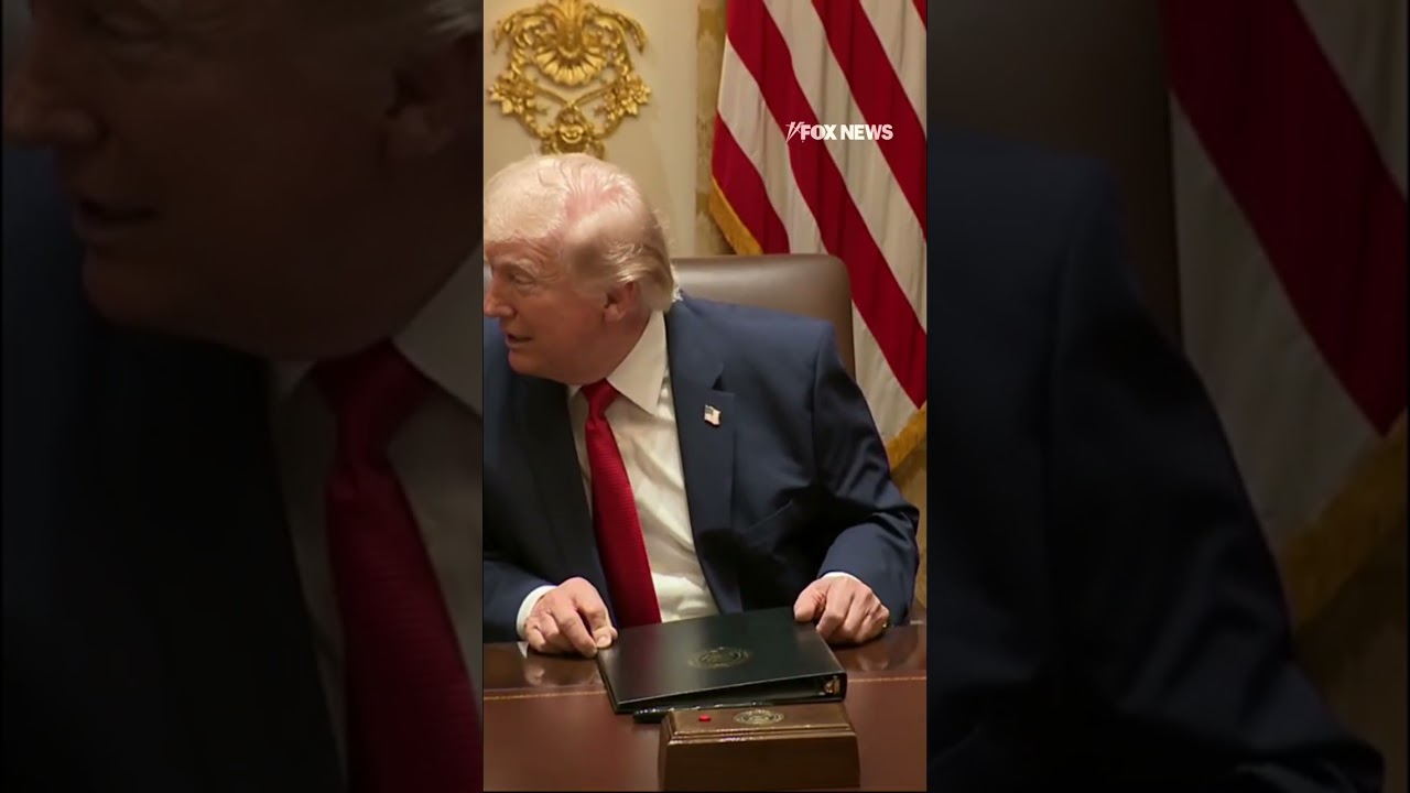 Trump cracks 25th Amendment joke: 'I wouldn't be sitting here for long!' #shorts