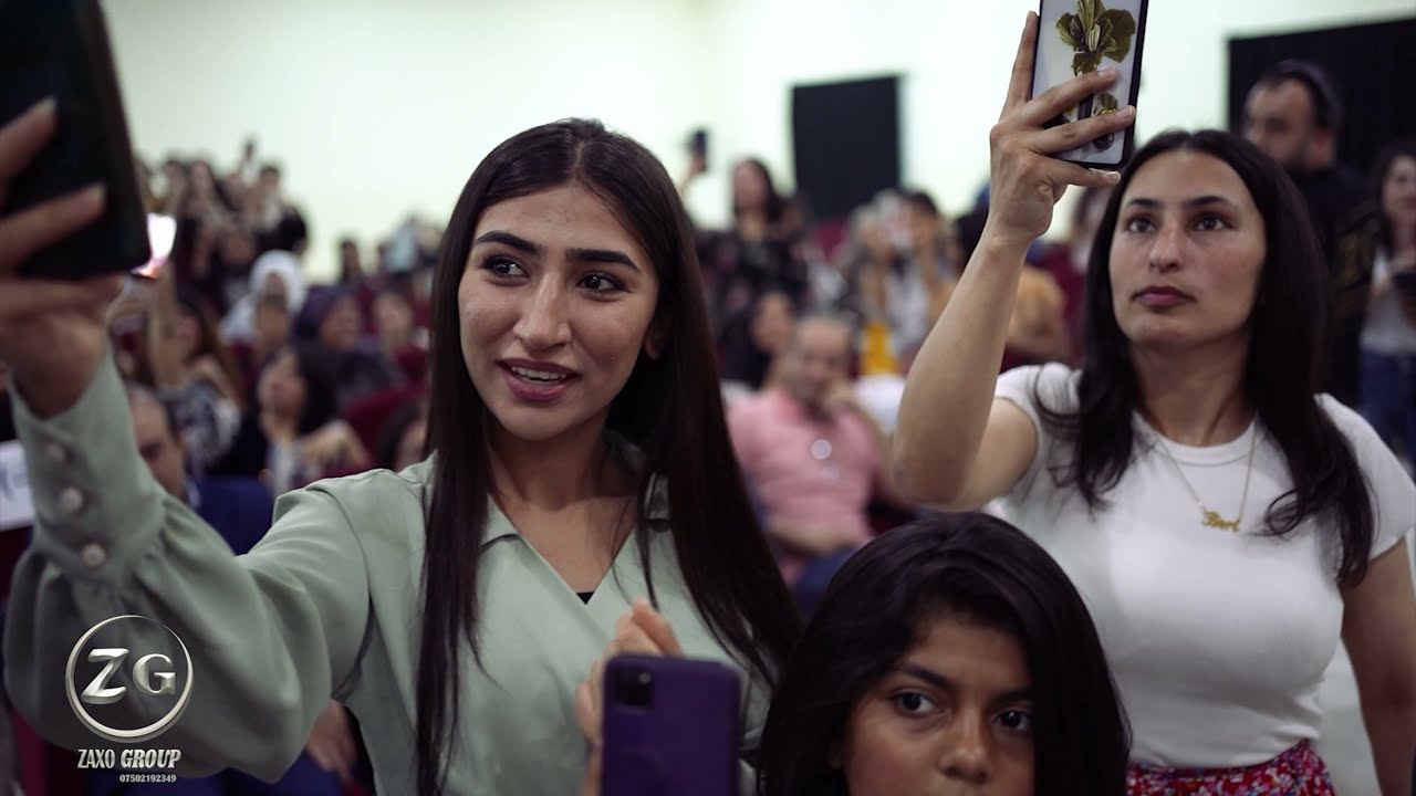 Lorensê Amûdê konserta Kampa Domîzلورنس عامودا في كامب دوميز