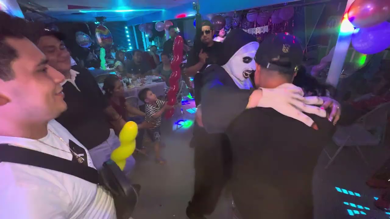 ❤️‍🔥LA HORA LOCA  🎥LA MONJA Y PESO, PLUMA ￼📹 EN VIVO SONIDO SKY❤️‍🔥🎶🎶￼