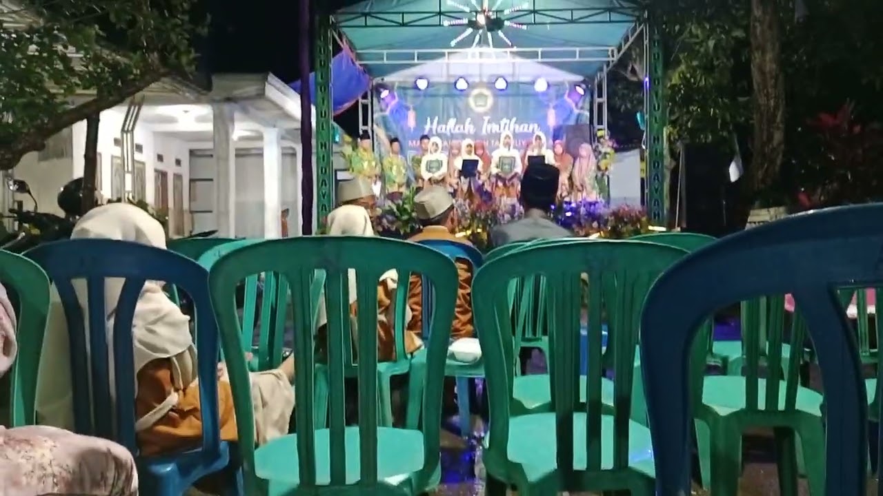 Perpisahan kelas 6 lulus guru sedih 