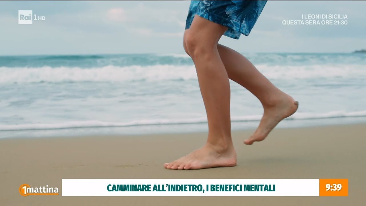 Camminare all'indietro - Unomattina 17/09/2024