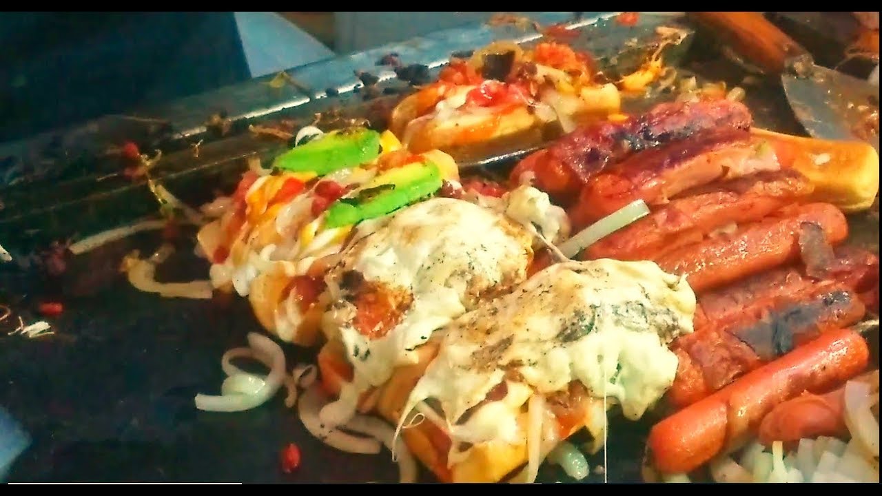 Hot Dogs callejeros MOUNSTROSOS Los Mejores Dogos del Mundo