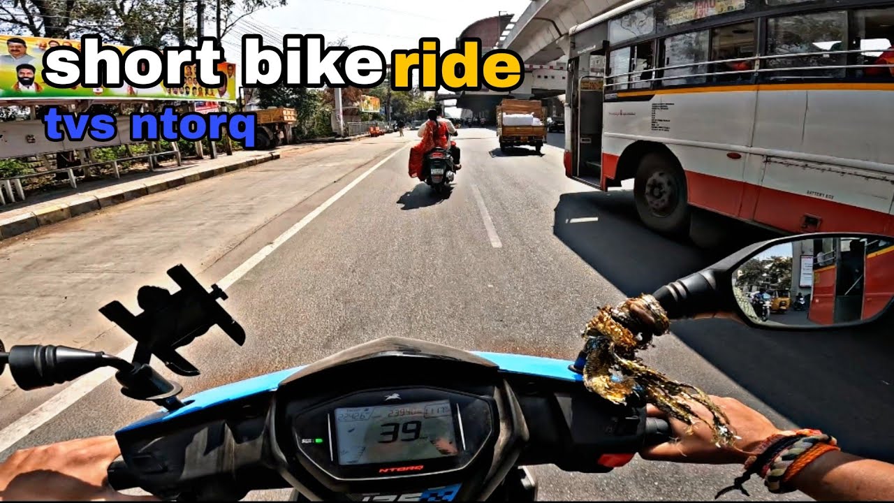 Short bike ride on streets of India || Indian streets || tvs ntorq || enjoy the ridee