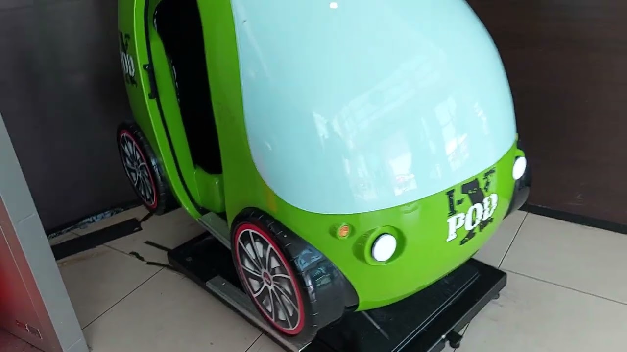 Jolly Roger Green IX Pod Kiddie Ride
