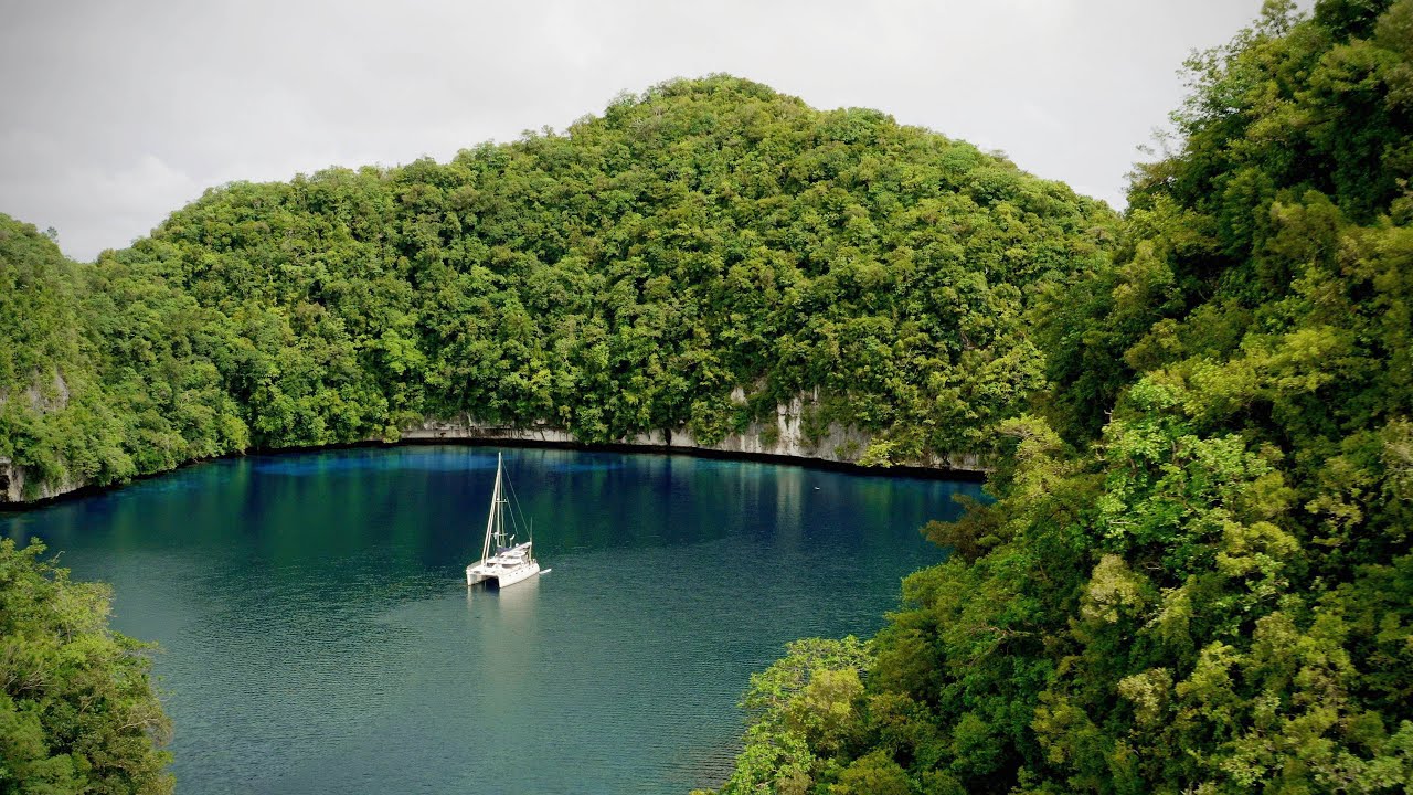 Sailing the Rock Islands, Palau - Ep.  39