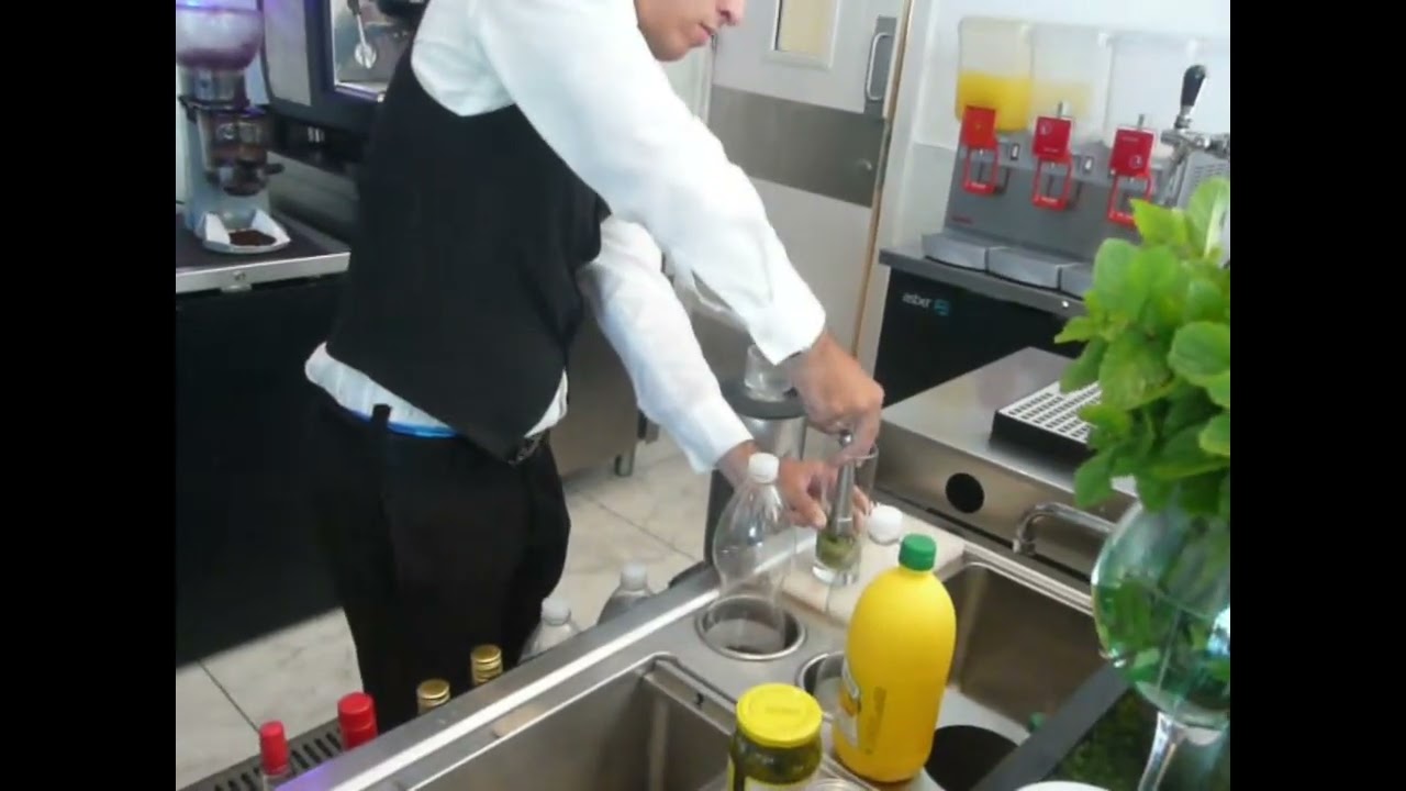 The mojito maker guy #drink #drinks #drinking