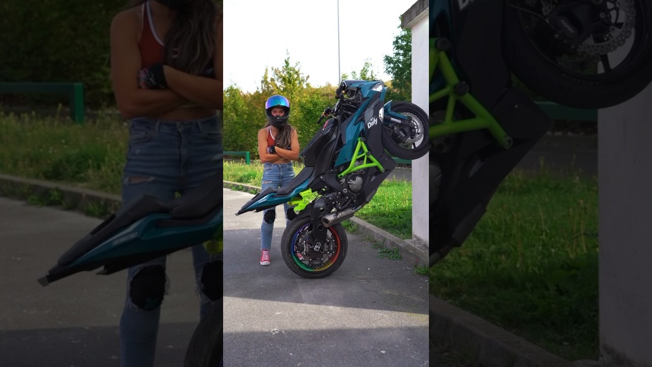 Can you also pet your bike ? 😂 #bikergirl #stunt #moto #motorcycle #drift #bike #stunts