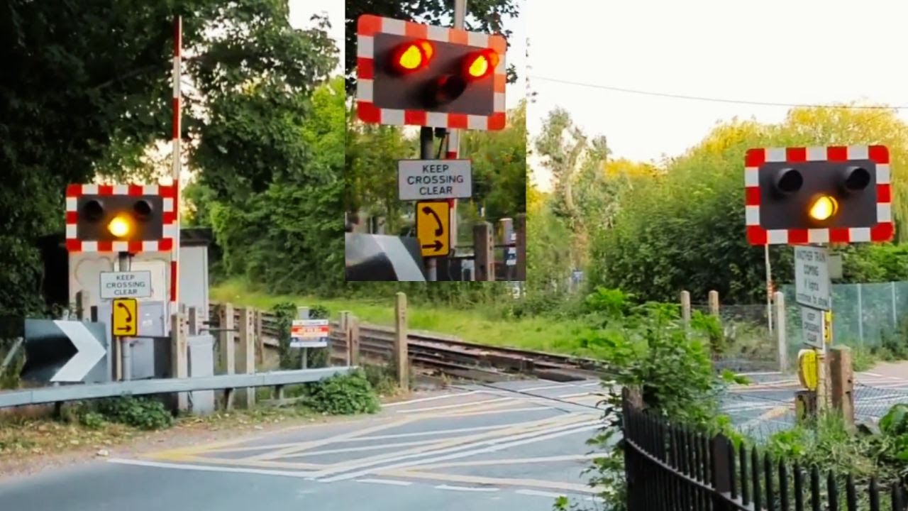 Grove Ferry Level Crossing, Kent
