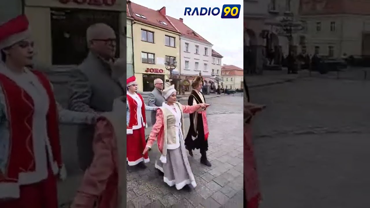 Polonez na rynku w Wodzisławiu. Kilkuset maturzystów w tańcu