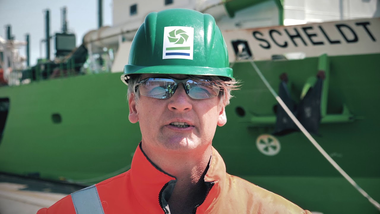 LNG Truck-to-ship bunkering by Nauticor