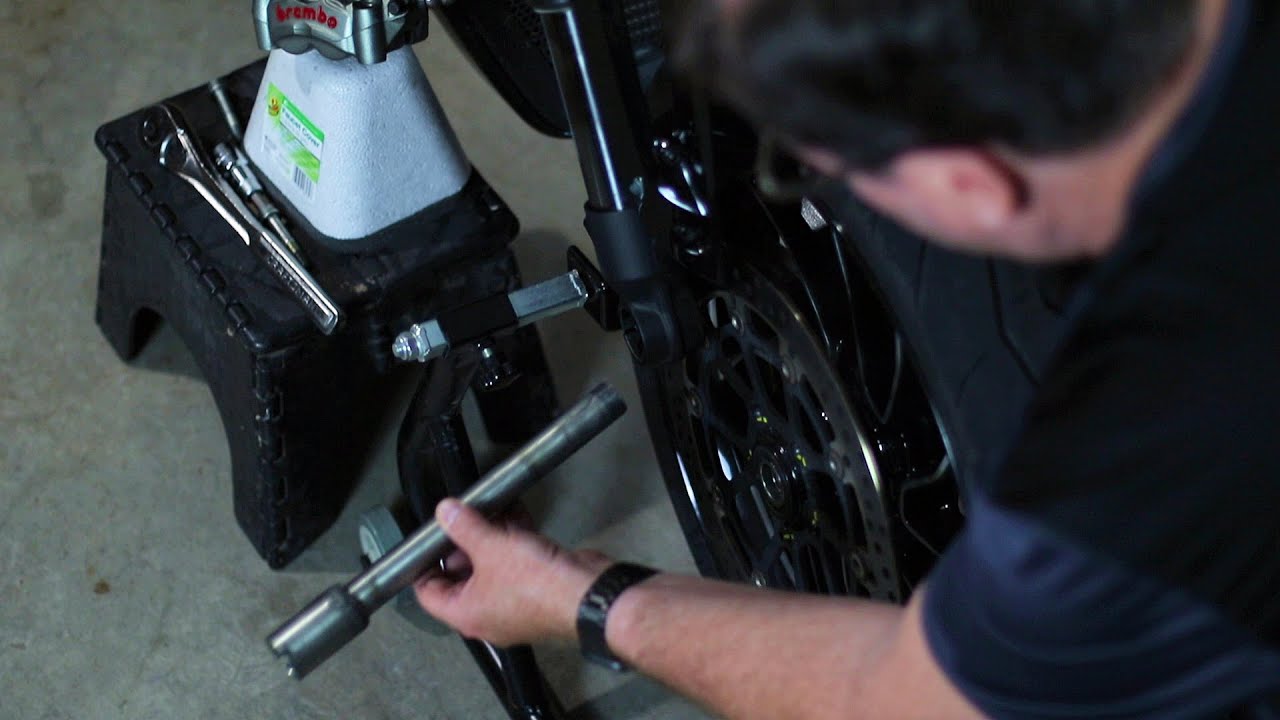 Ducati XDiavel Front Wheel Installation