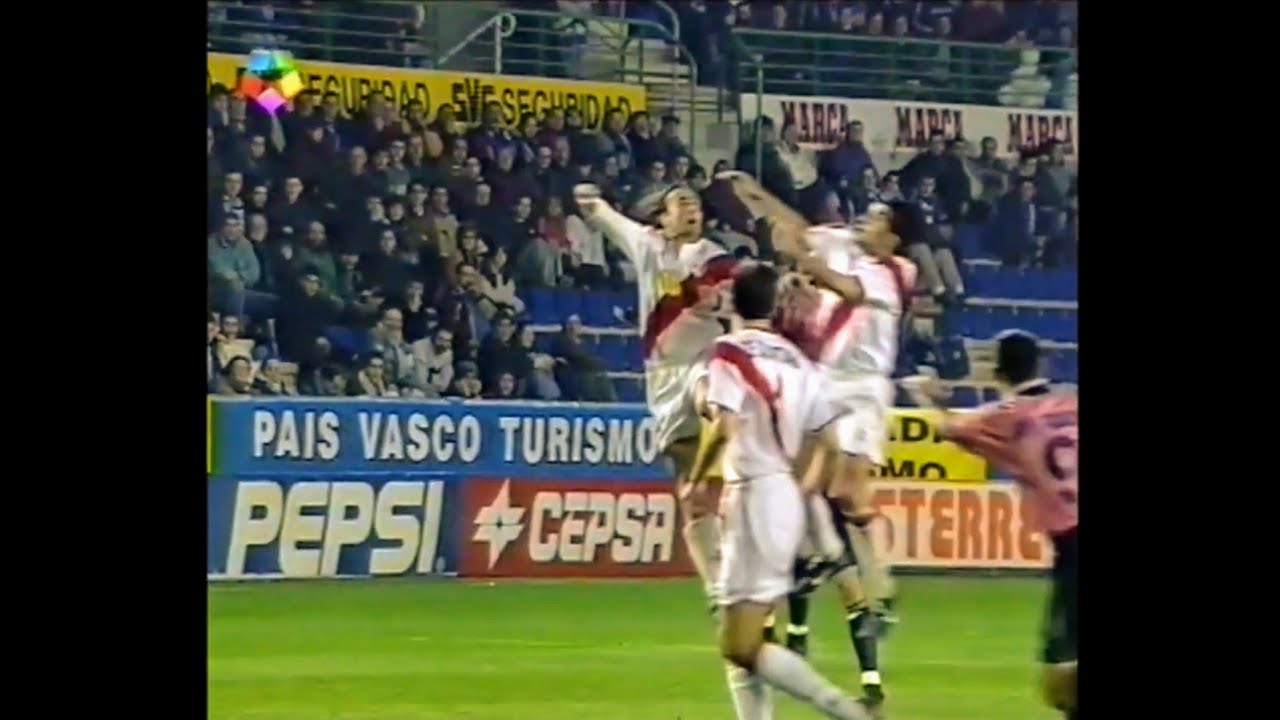 Alav&eacute;s 3 - Rayo Vallecano 0. Copa de la Uefa 2000/01.