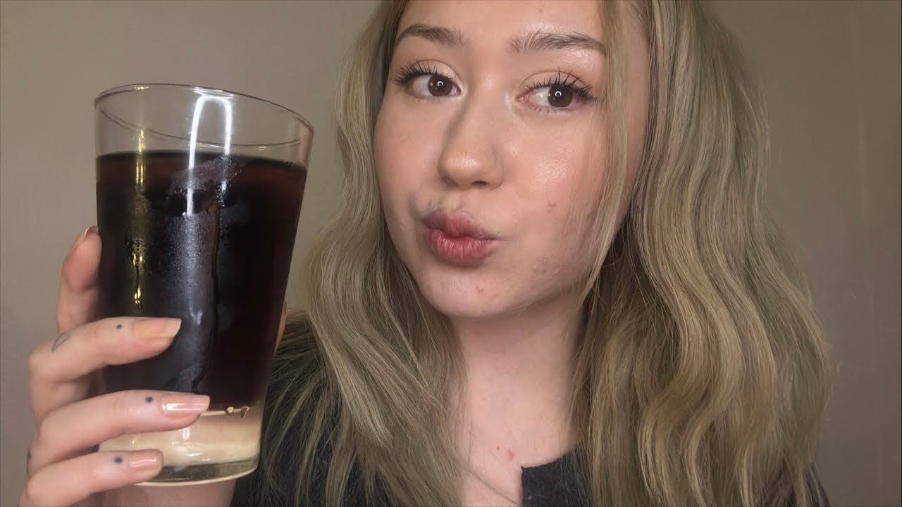 asmr en vivo🤍💐 chicle y humo💨